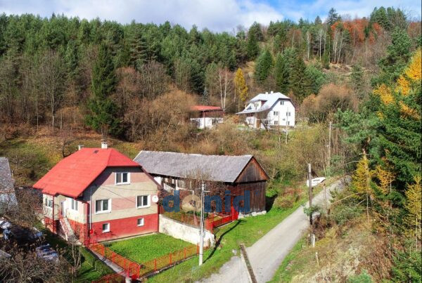 PREDANÉ | rodinný dom s hospodárskou budovou | Pucov
