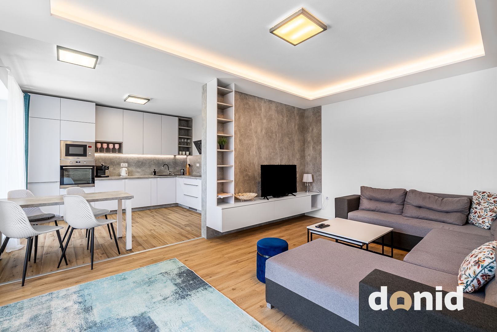 3163641751_6a5f71c6ed3c6 NA PREDAJ | 3 izbový byt v rezidencii Bellevue | Bešenová – Obrázok 1